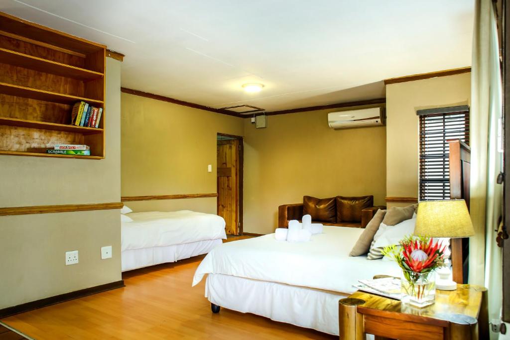 Nobis House - Luxury King Room