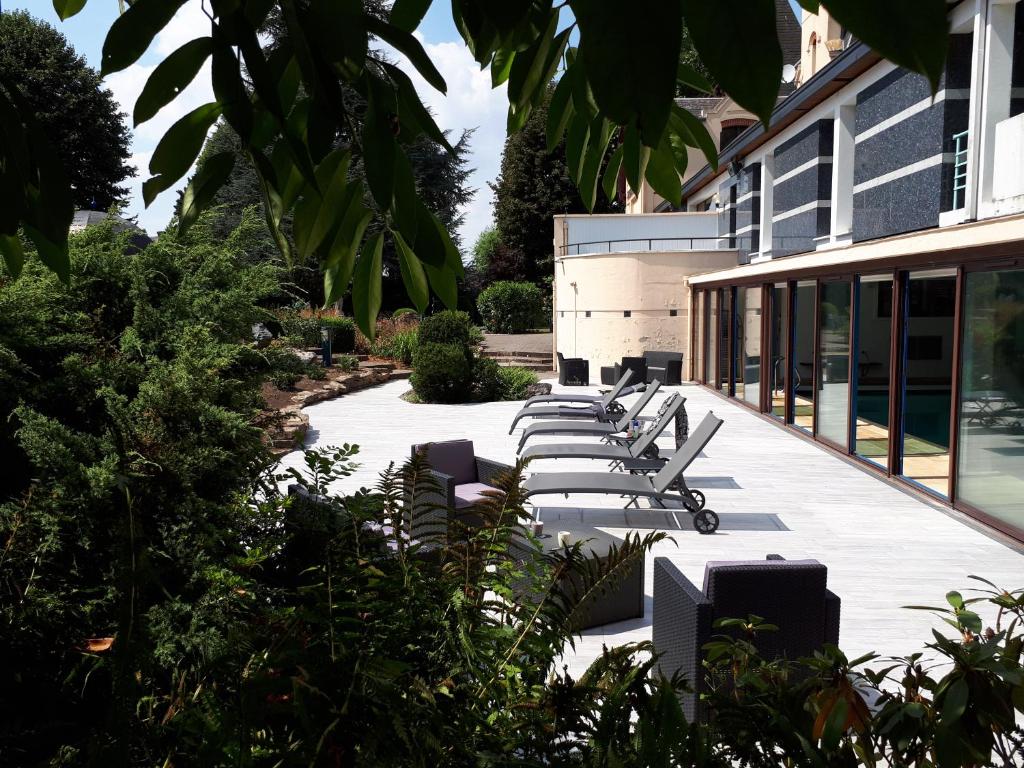 Le Manoir de la mantille - Suite Mit Kingsize-Bett Und Whirlpool