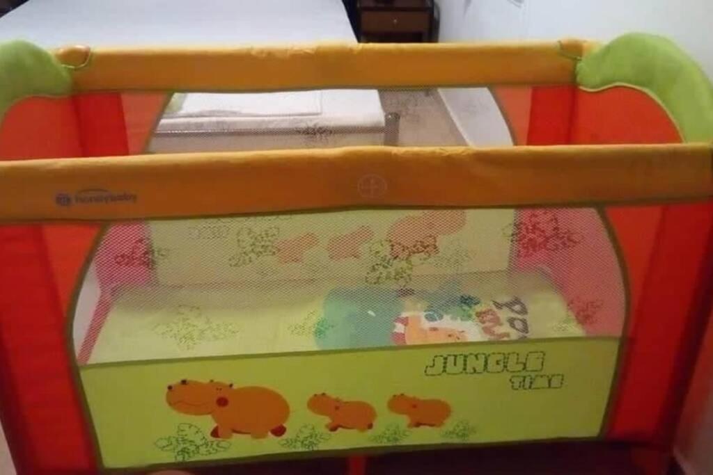 Postel nebo postele na pokoji v ubytování KOTRONAS FLOWER