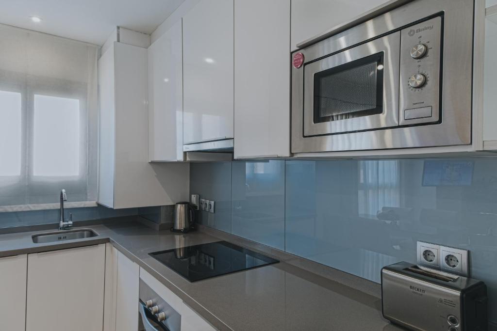 Caleta Homes - Apartamentos Pompidou - 18