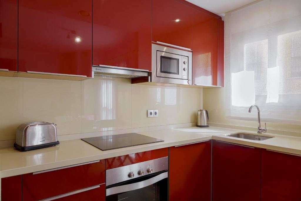 Caleta Homes - Apartamentos Pompidou - 2