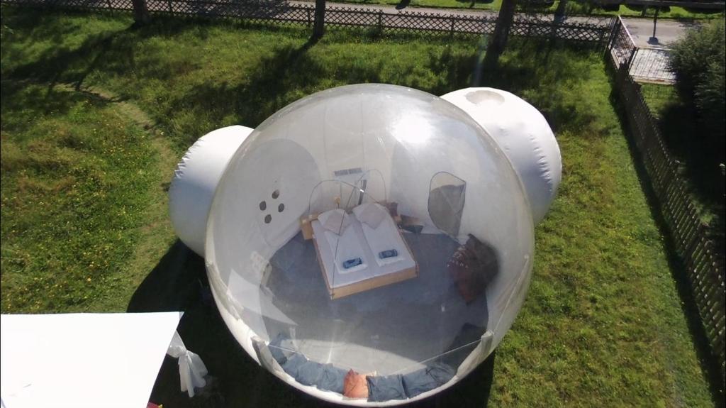 Foto sihtkohas Weyregg asuva majutusasutuse Bubble Tent Hotel galeriist