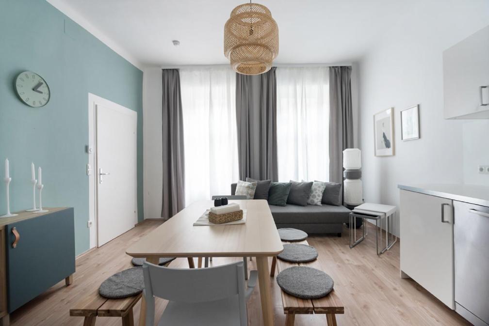 Posedenie v ubytovaní Caring Family Apartment Close To The Center
