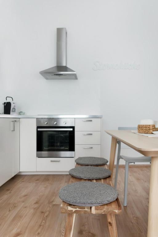Kuchyňa alebo kuchynka v ubytovaní Caring Family Apartment Close To The Center