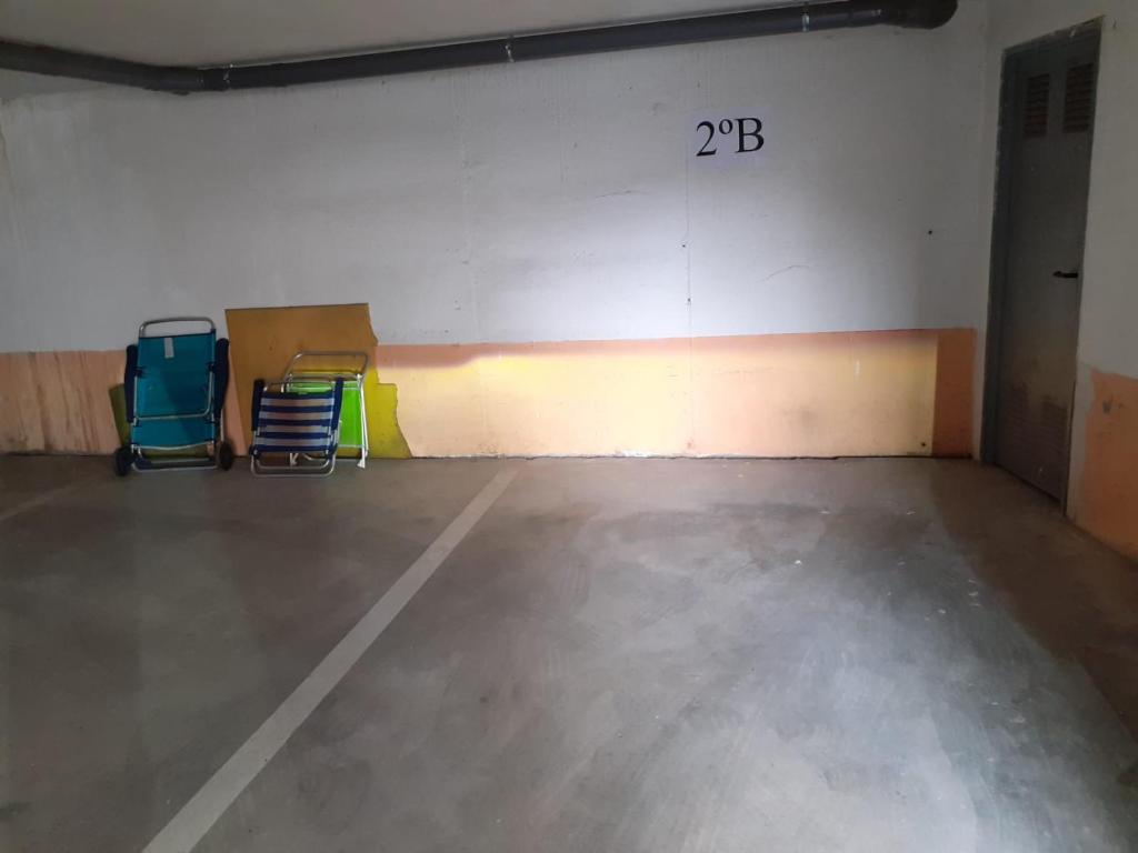 Apartamento Calvarios - Apartamento De Dos Dormitorios