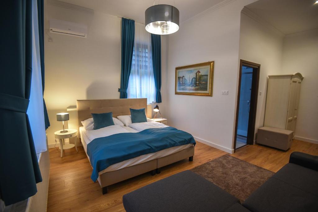 Villa Campana 8600 Siófok, Köztársaság u. 1 kép - 1
