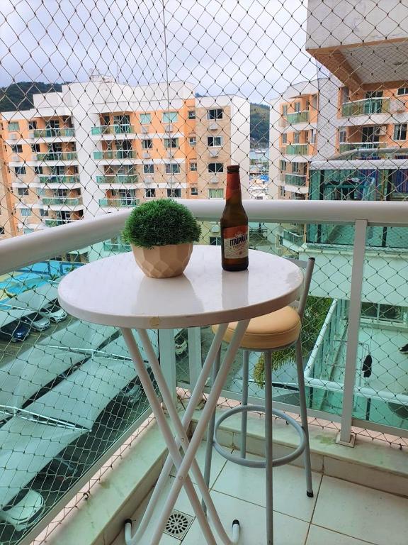  Apartamento ao lado do shopping Piratas Angra dos Reis