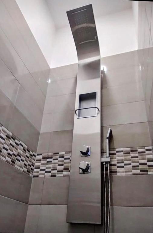 Lady Hamilton B&B - Double Room With Private Bathroom