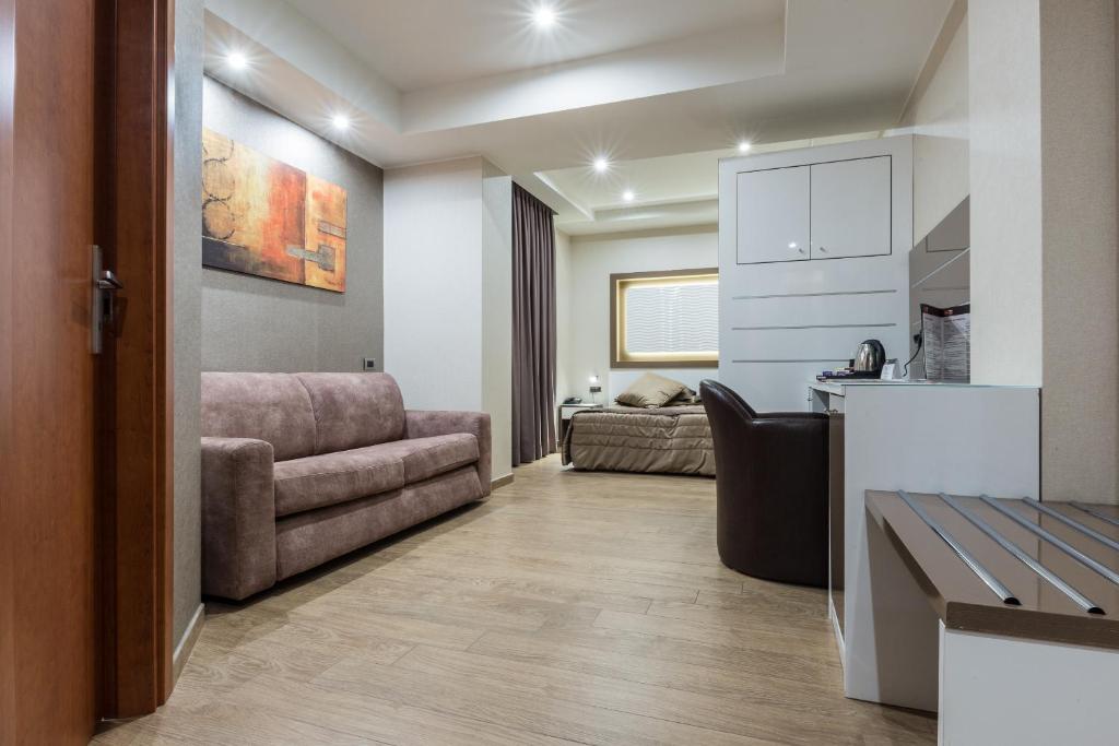 Magri's Hotel - Resim 20