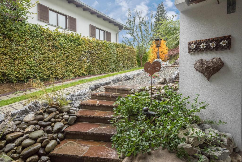 Zahrada ubytování Försterhaus Wohnung Dachgeschoss