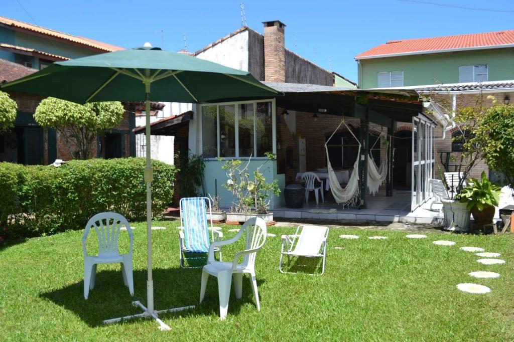  Casa 1 quadra da Praia - 8 pessoas