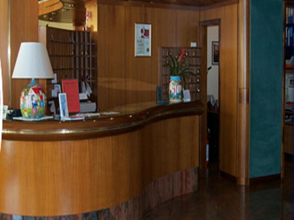 Fotografie z fotogalerie ubytování Hotel Continental v destinaci Garda