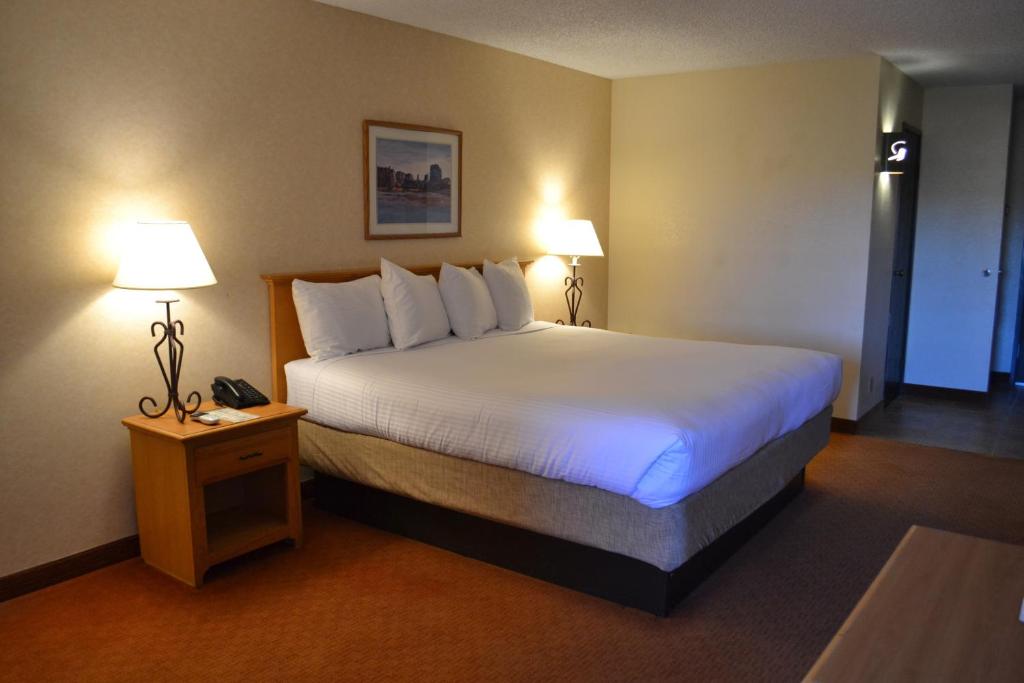 The Lodge at Cliff Castle Casino - 