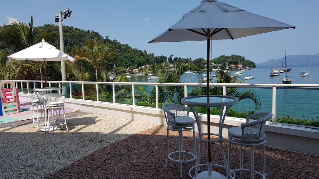  Flat Angra Inn