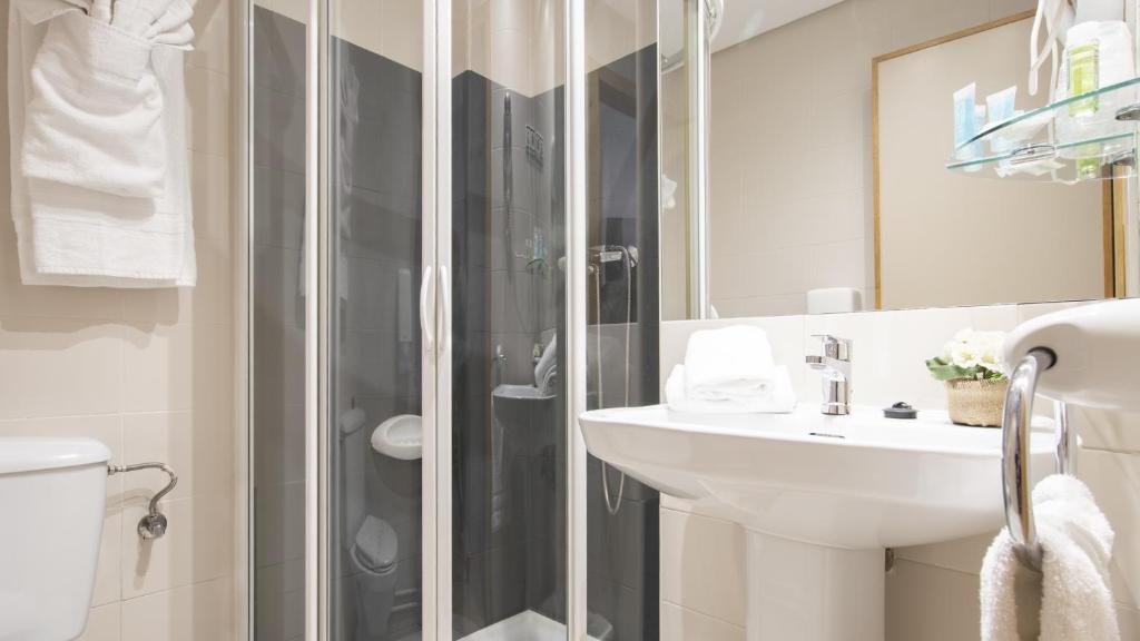 Koupelna v ubytování Hotel Isabel de Segura