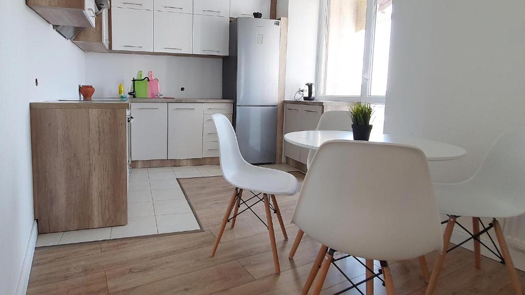 Η κουζίνα ή μικρή κουζίνα στο WONDERFUL PLACE