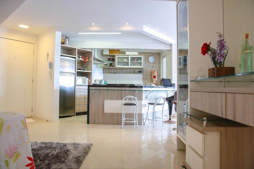  Family Confortable AP 3 vagas de garagem BC centro