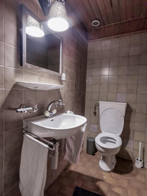 Koupelna v ubytování Relais des Mélèzes