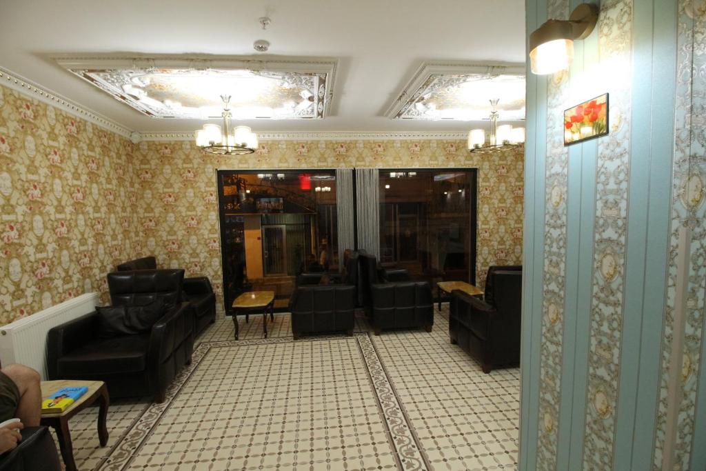 Posezení v ubytování HOTEL ÜMİT YENİKAPI