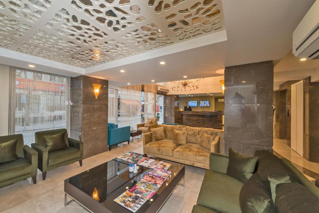 Posezení v ubytování Bisetun Hotel