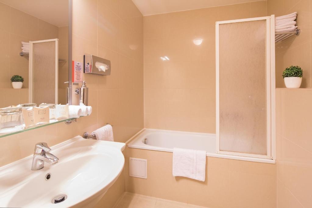 Hotel Páv - Resim 30