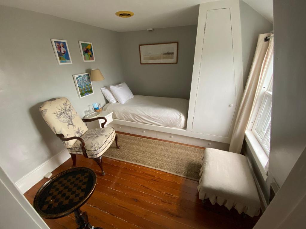 Cliff Lodge photo