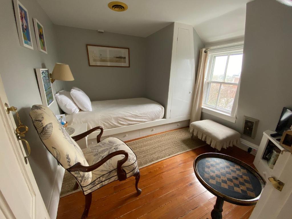 Cliff Lodge photo