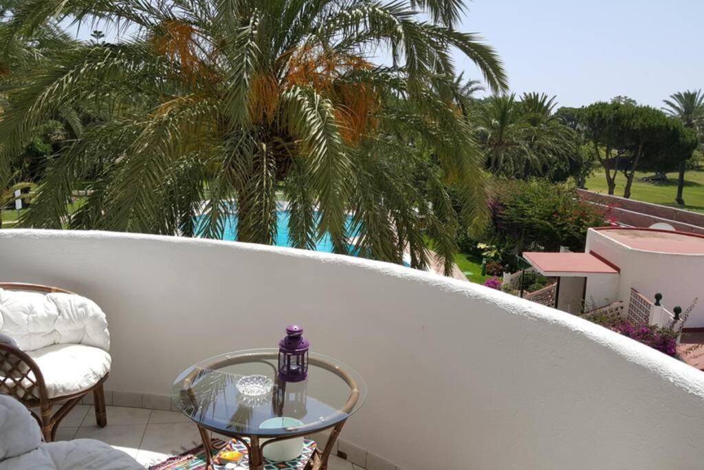 Apartment Lovely studio with pool & close to the beach ...