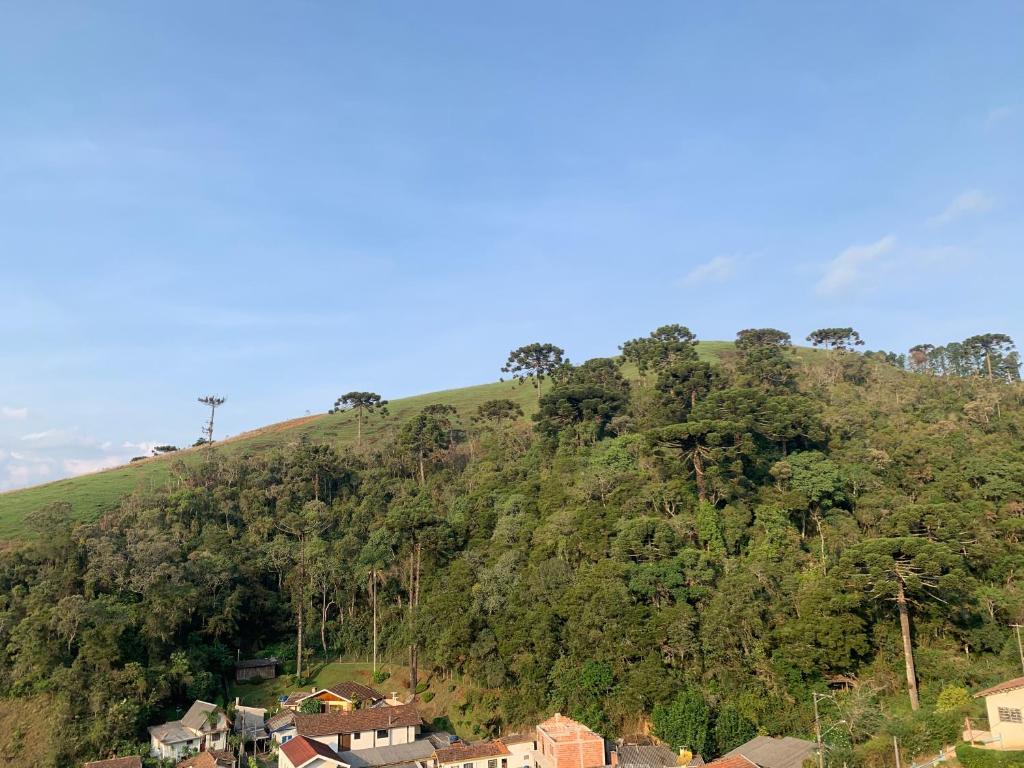  Charmoso Sobrado a 15 minutos do Centro Turístico