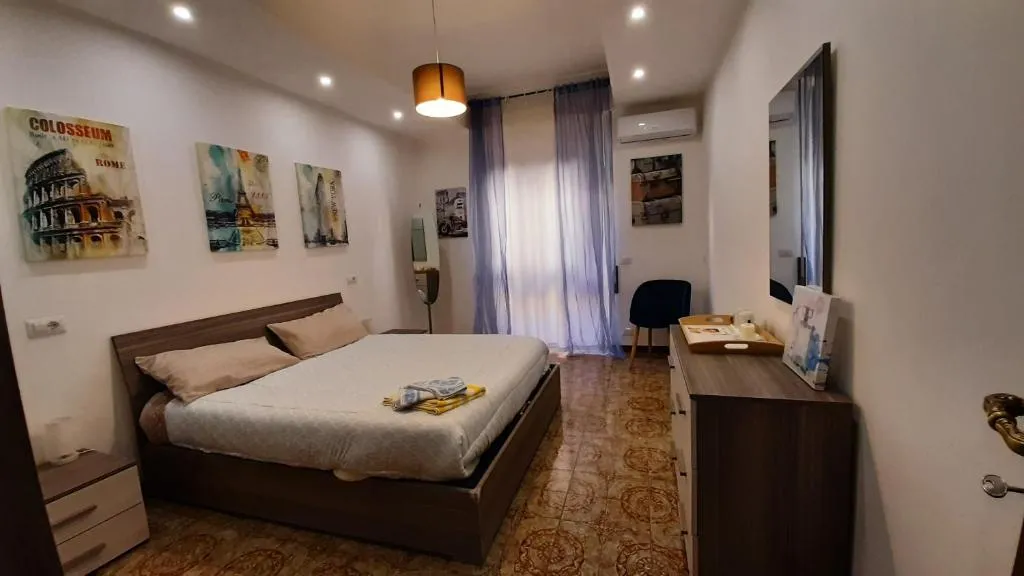 La casa di Vincenzo 3 camere vicino metro A e centro città, Roma, Italia