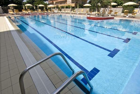 Bazén v ubytování Hotel Vanni nebo v jeho okolí