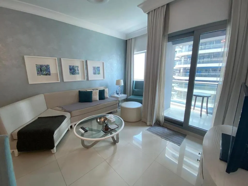 Downtown DAMAC Maison Mall Street by ALH Vacation Homes Rentals, Alantos, United Arab Emirates