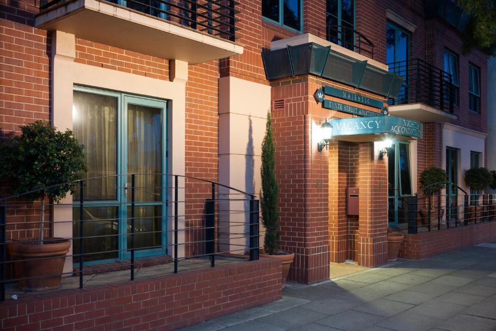 Majestic Tynte Street Apartments - Resim 24