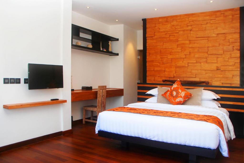 Villa Artisane - Three-Bedroom Villa With Private Pool