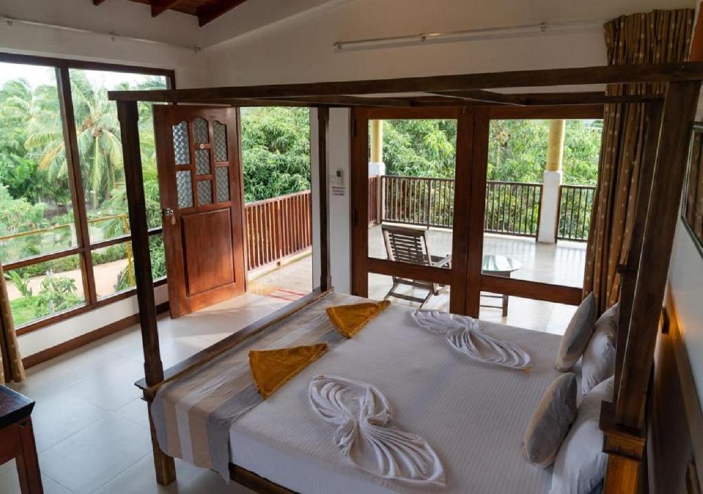 The Coconut Gardens Hotel & Restaurant - 16