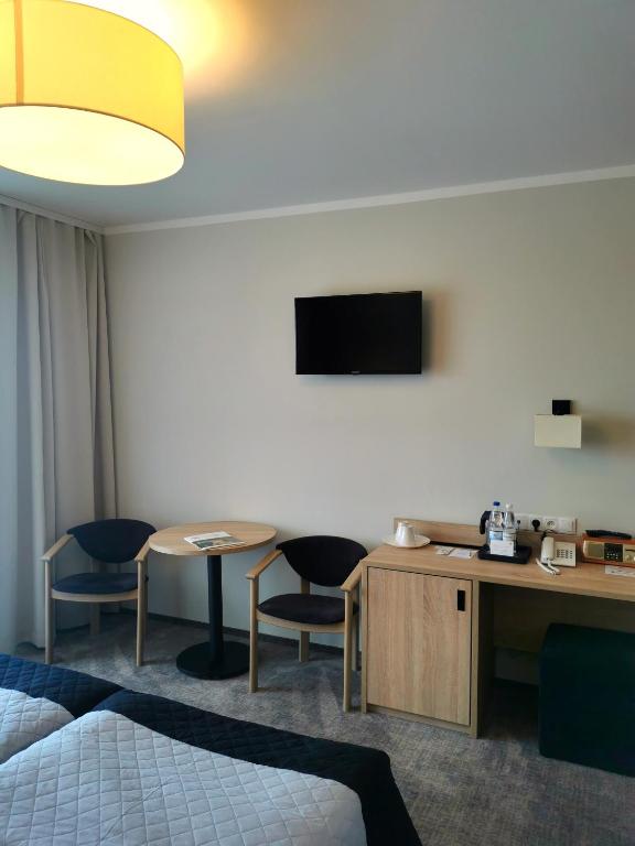 TV a/nebo společenská místnost v ubytování Hotel ***NAT Sarbinowo
