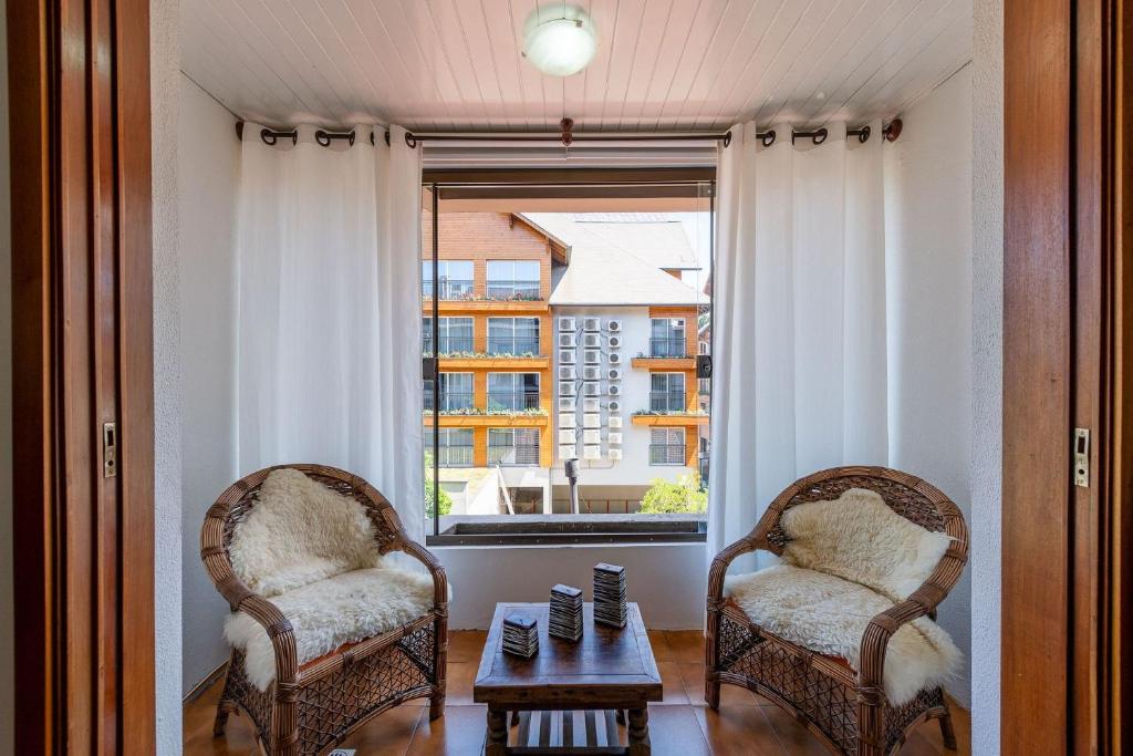 Aconchegante Apartamento no Centro de Gramado  Aconchegante Apartamento no Centro de Gramado