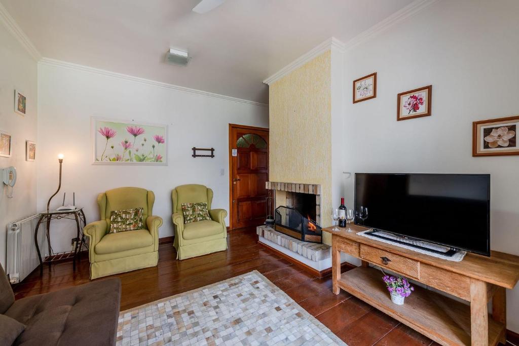 Aconchegante Apartamento no Centro de Gramado  Aconchegante Apartamento no Centro de Gramado