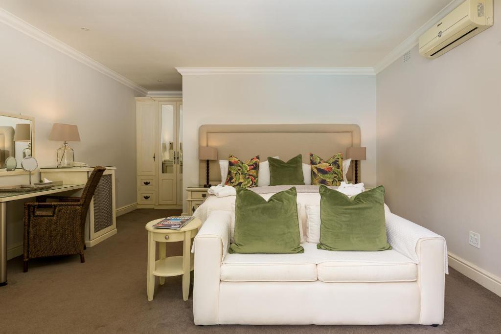 Fernwood Manor Boutique Guest House - Deluxe Double Or Twin Room With Garden View