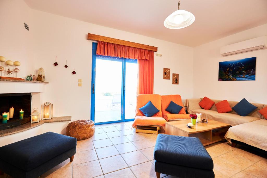 Posezení v ubytování Nerida Beachfront Villas