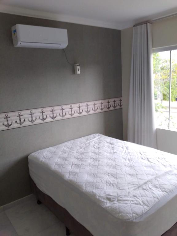  Chalé de Paris com piscina Mariscal 8 Pax - Cod 1003