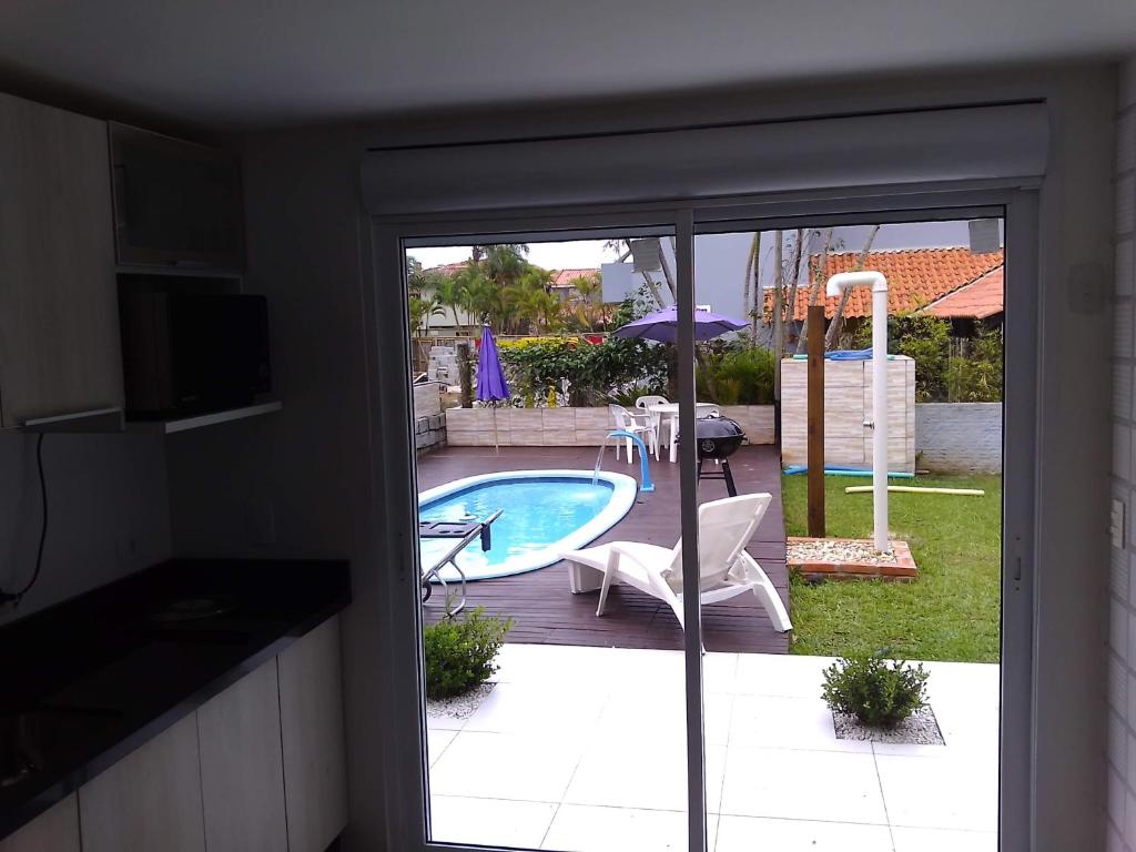  Chalé de Paris com piscina Mariscal 8 Pax - Cod 1003