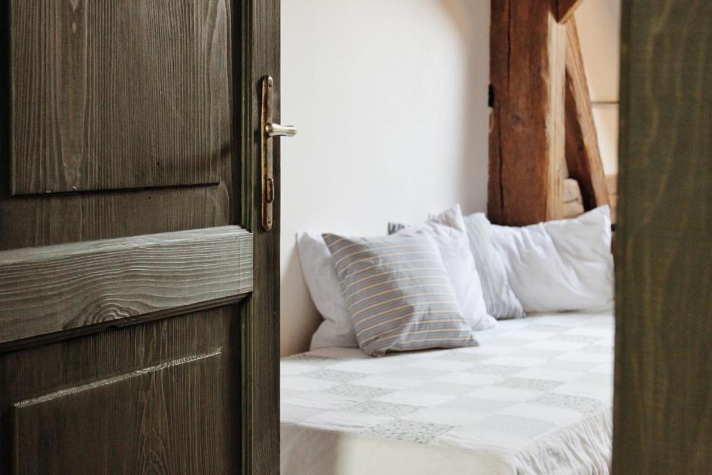 U Devíti vidlí - Chambre Jumelle Avec Lit Supplémentaire