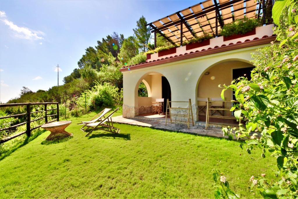 Gallery image of LA PERLA DELL EDEN by KlabHouse in Riva dei Pini