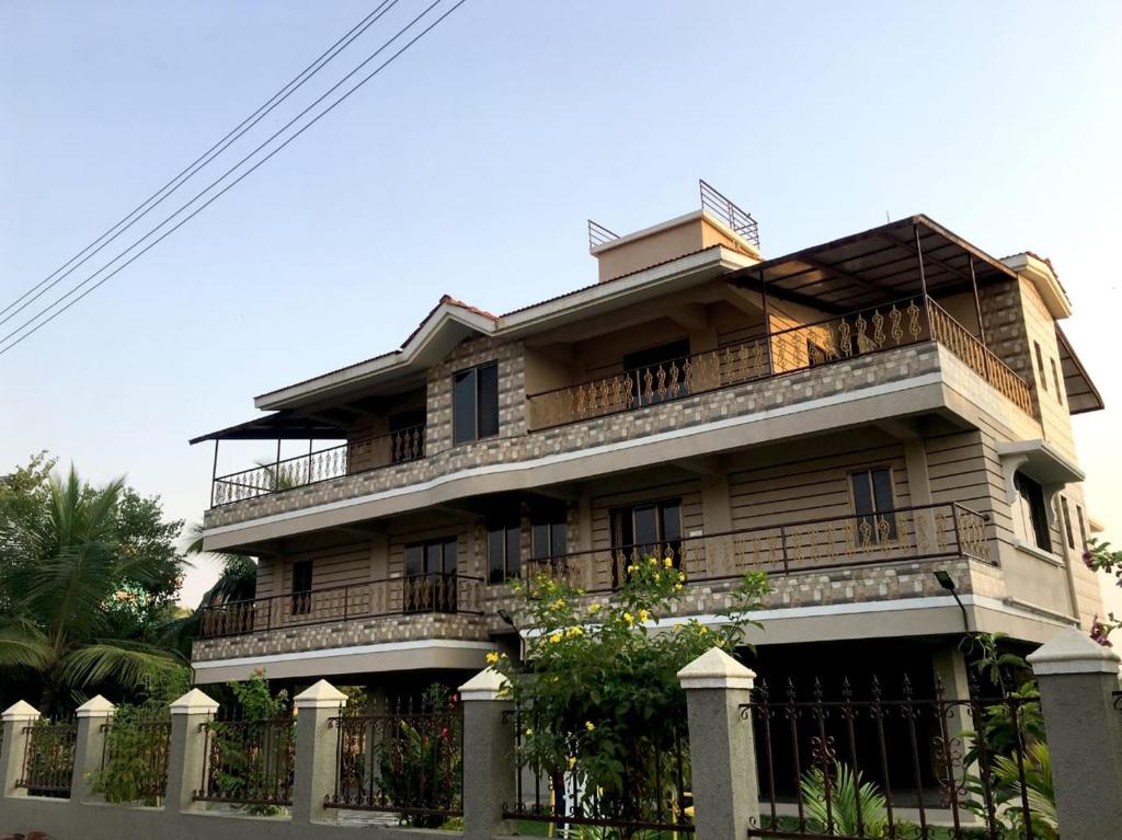 Neville's Villa - Pet friendly with Pool - 三居室别墅