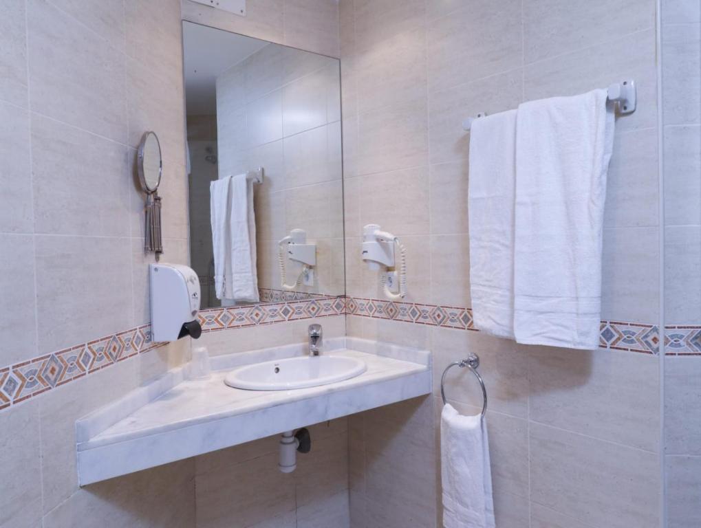 Koupelna v ubytování Hotel Comapedrosa