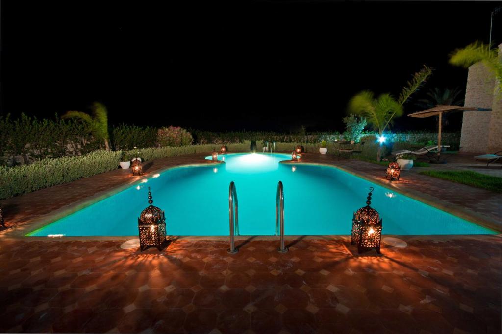 Bazén v ubytování Riad Titima Essaouira nebo v jeho okolí
