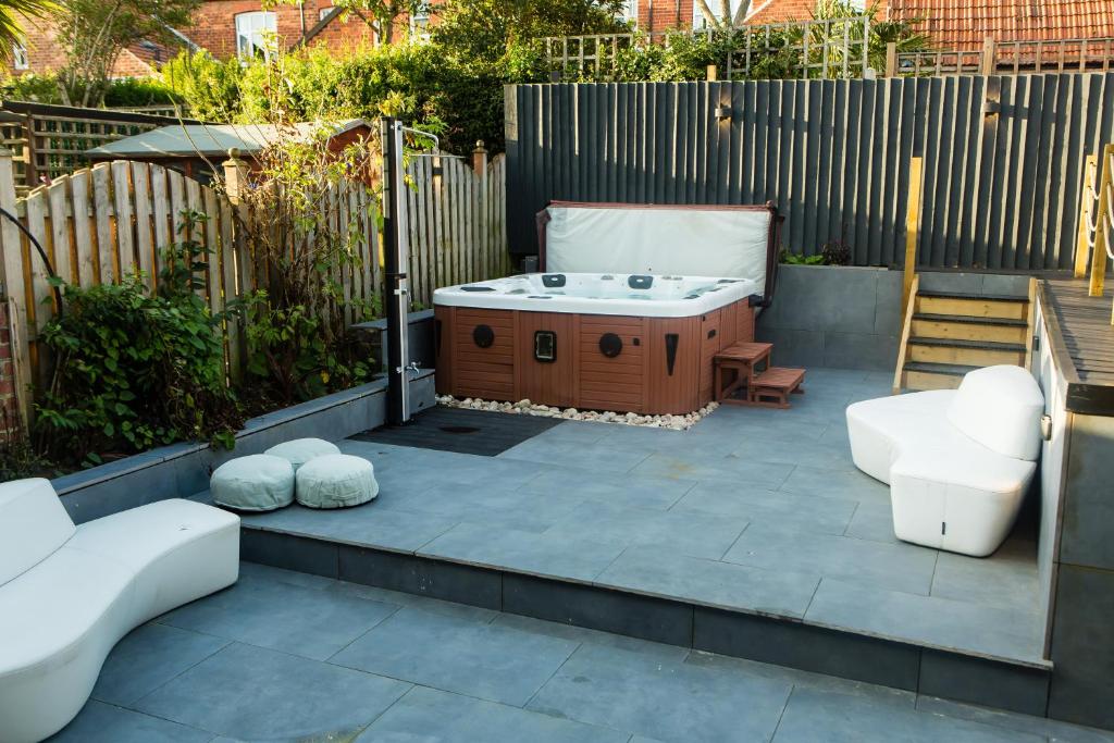 Fotografie z fotogalerie ubytování Rounton Villa by Maison Parfaite - Hot Tub - Sea Views - Parking v destinaci Robin Hood's Bay