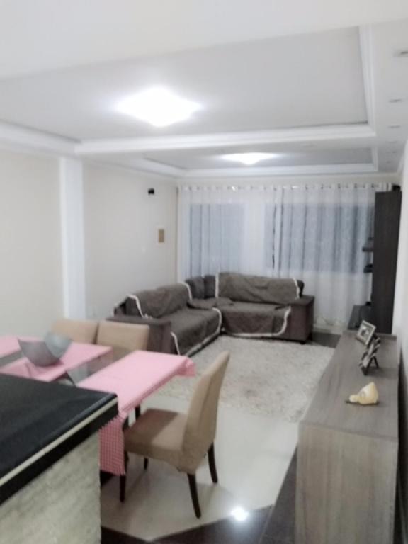  linda casa bairro peró