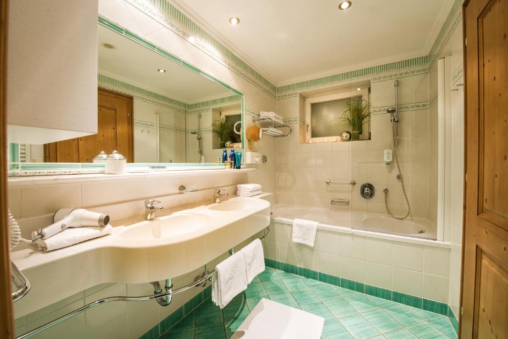 Koupelna v ubytování Landhotel Römerhof